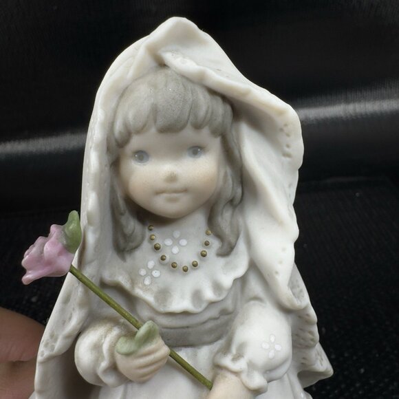 Vintage 1997 Kim Anderson Pretty as a Picture Promise Of Love Ceramic Figurine - Picture 2 of 8